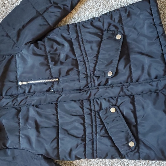 Snow Jacket - Picture 4 of 8